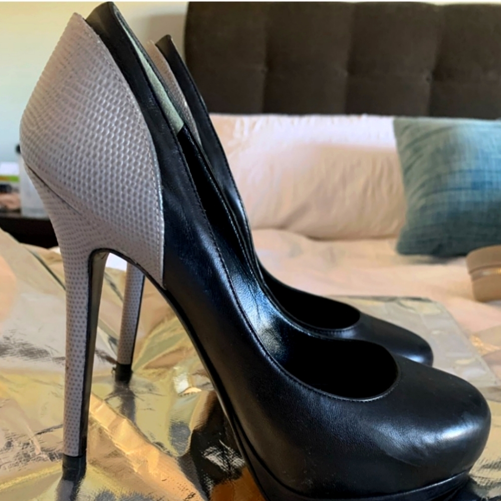 Authentic Fendi Black And Gray Heels Size 7.5